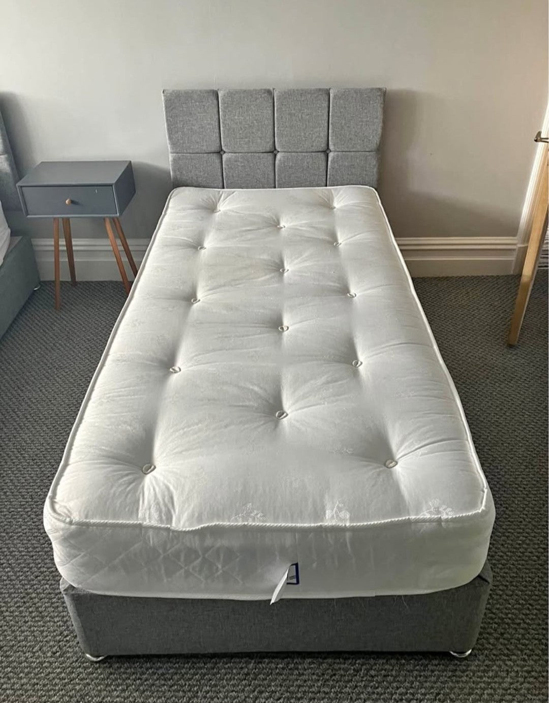 Cube Headboard Divan Bed
