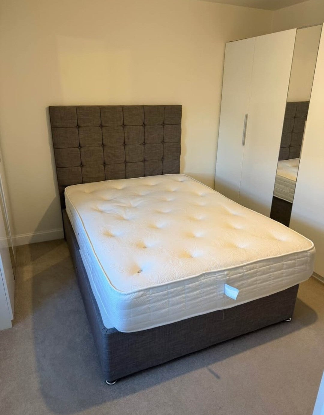 Cube Headboard Divan Bed